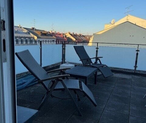 2 Zimmer Wohnung mit riesiger Dachterrasse im Herzen von Haidhausen!