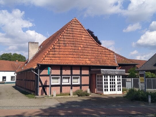 Mahndorfer Heerstraße - große Gewerbeeinheit in ehemaliger Scheune