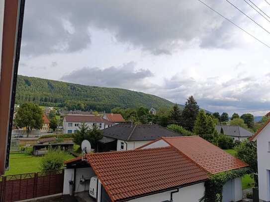 Einfamilienhaus mit Garten in idyllischer Lage