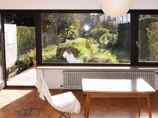 RMH mit viel Wohn-/Nutzfläche (Ausbaureserve!) und großem, sonnigen Südgarten