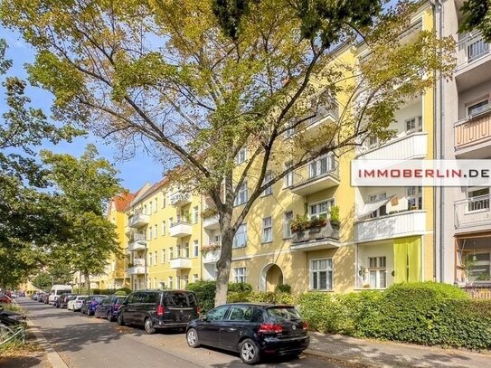 IMMOBERLIN.DE - Ersteinzug! Neue großzügige Dachgeschosswohnung mit Südwestterrasse