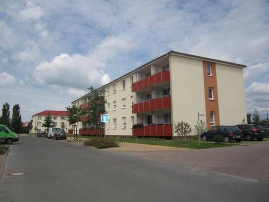 3. Zimmer nur für Senioren/ Service Wohnung / Rollstuhlgerechte Wohnung/