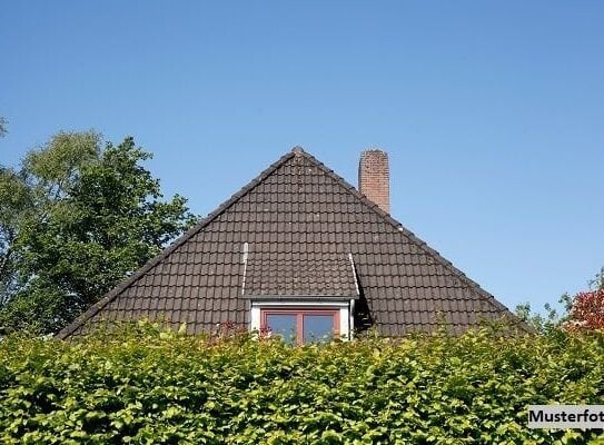 Einfamilienhaus mit Carport