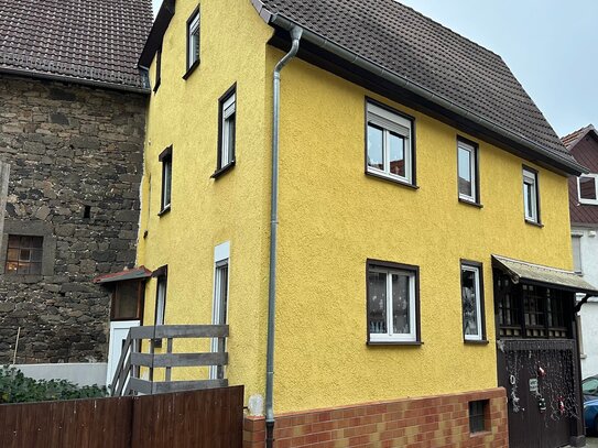 Kernsaniertes Haus für die große Familie mitten in der historischen Altstadt von Lich mit schönem kleinen Garten und St…