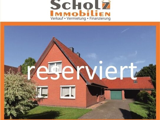 Teilsaniertes Wohnhaus in ländlicher und ruhiger Lage mit großem Grundstück!