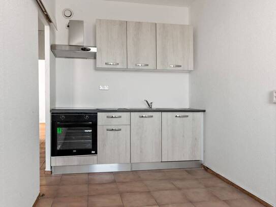 Komfortable 2-Raum-Wohnung mit Balkon und Einbauküche - Ideal für Singles und Paare!