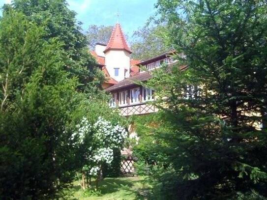 Großzügiges Wohnen in einem Kulturdenkmal inmitten von Staufen