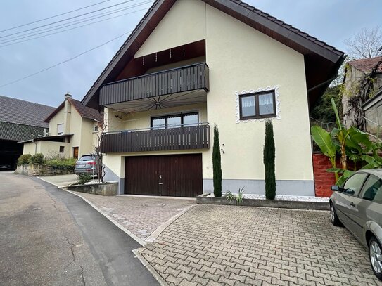 2 Familien-Haus mit massivem Tiny House