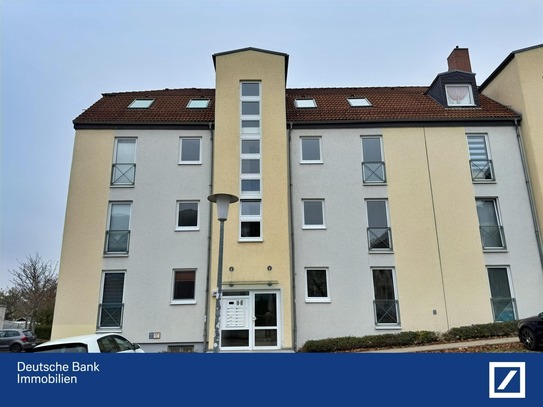 Citynah mit Wohlfühlfaktor - renovierte 2-Raum-Wohnung mit Balkon und Stellplatz