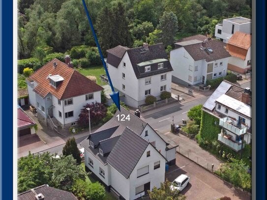 OBERURSEL/TS.: Freistehendes 2-FH, zentral gelegen. Nähe Feldgemarkung.