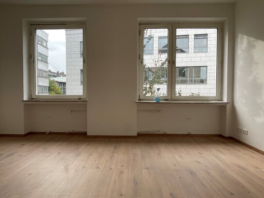 **Moderne 1,5 Zimmer Wohnung in Essen-RÜ**