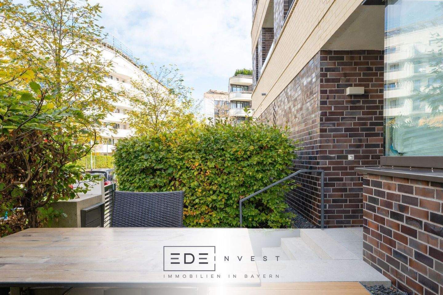 Maisonette im Stadthausstil mit separater Einliegerwohnung -top für Familie, Arbeiten oder Vermieten