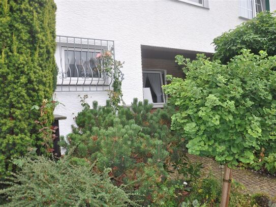 Pulheim-Stommeln: hübsches, bestgepflegtes 93 m² EFH plus Studio (ca. 30 m² GFL)Garage, Sonnengarten