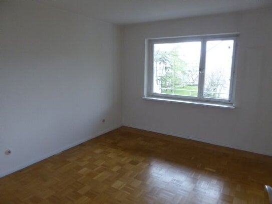 *BARMBEK NORD*HELLES RUHIGES WG ZIMMER IN NEU SANIERTER WOHNUNG*GROSSER SONNIGER BALKON*NEUE EBK*NEUES VOLLBAD*PARKETT*…