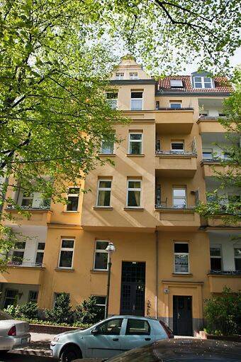 Ruhige 2-Zimmer-Wohnung in einem Haus mit altberliner Charme - Foto 1