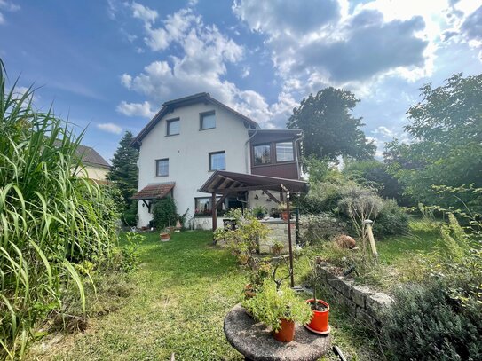 Tolles und großzügiges Einfamilienhaus in Saalfeld mit Einliegerwohnung