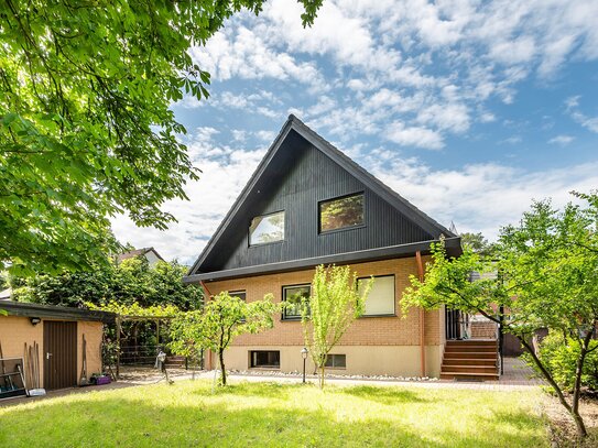 Charmantes Einfamilienhaus mit Baugrundstück in Hermsdorf, Berlin - Naturnahes Stadtleben!