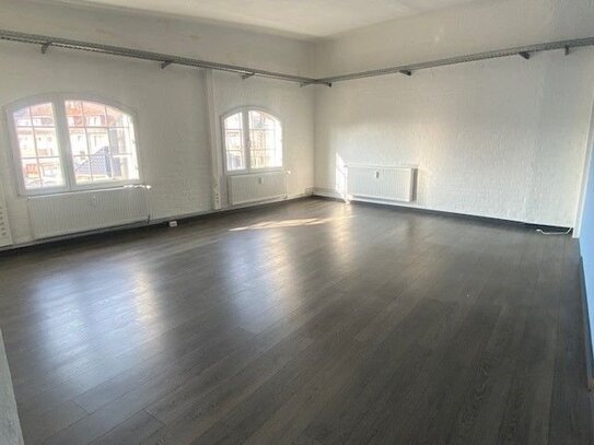 WG-Neugründung! 34 m² Zimmer in 220 m² Wohnung! Viel Raum für Individualität - Gemeinschaftsbereich mit Balkon, EBK und…