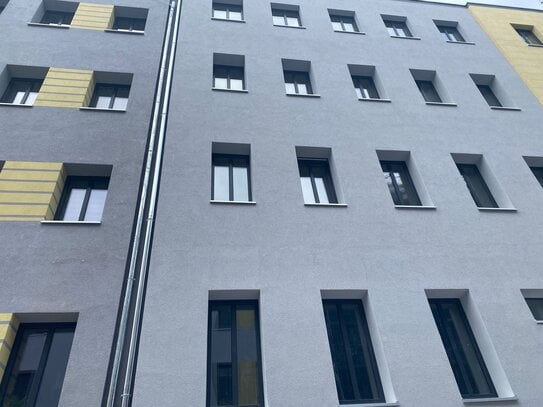 Traum-Maisonettewohnung mit Fußbodenheizung, Einbauküche, 2 Balkonen u.v.m.!