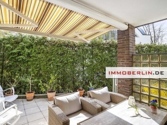 IMMOBERLIN.DE - Traumhafter Wasserblick! Komforthaus mit Südwestterrasse + -loggia zur Havel