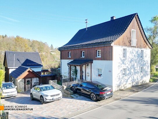 Saniertes Fachwerkhaus in Reichshof mit hofähnlichem Grundstück und Terrasse