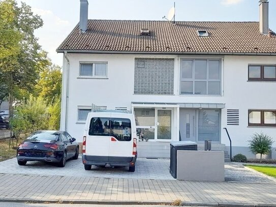 Doppelhaushälfte in Rastatt: Großzügiges Wohnen auf Vier Etagen mit Garten