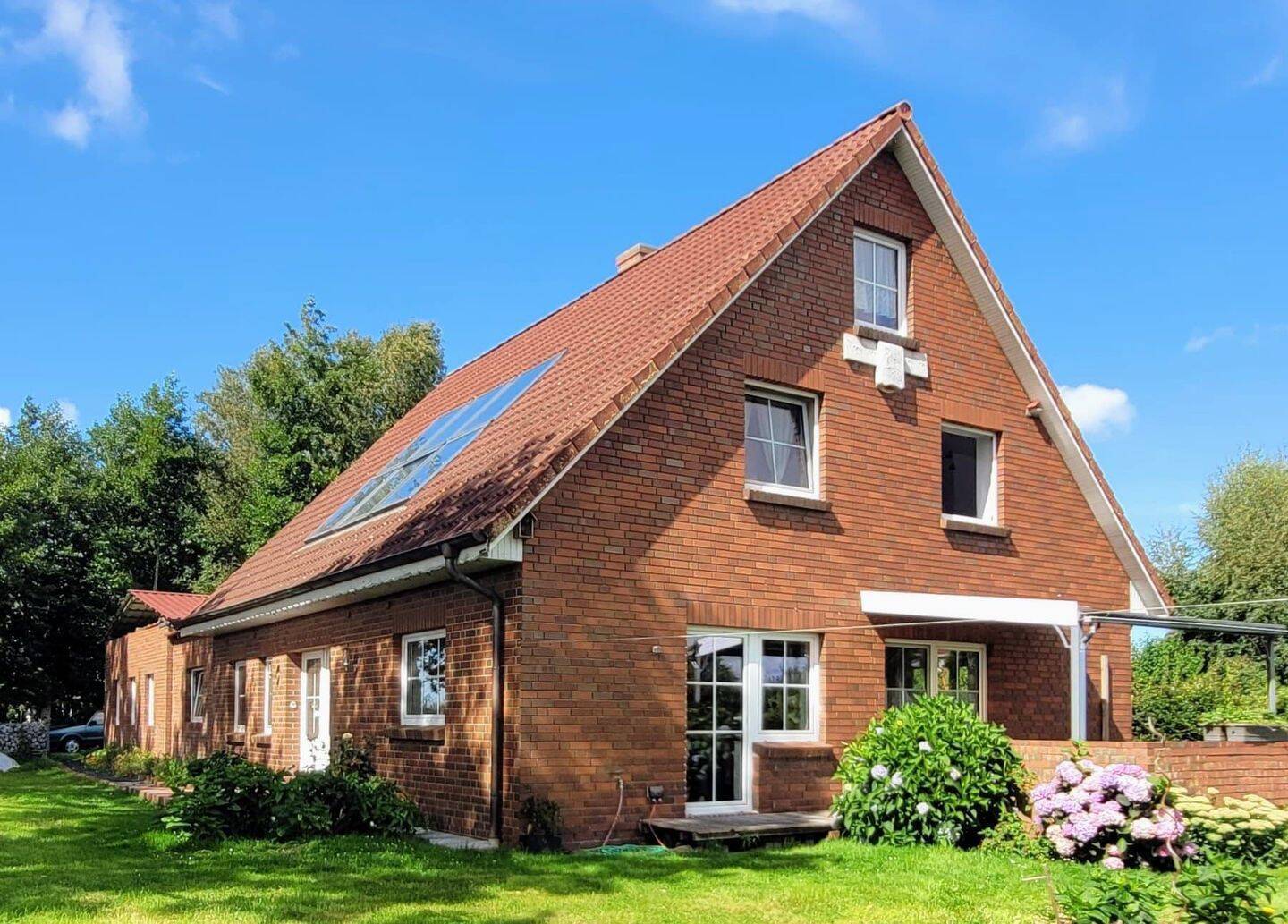 Real Estate Title Image Background