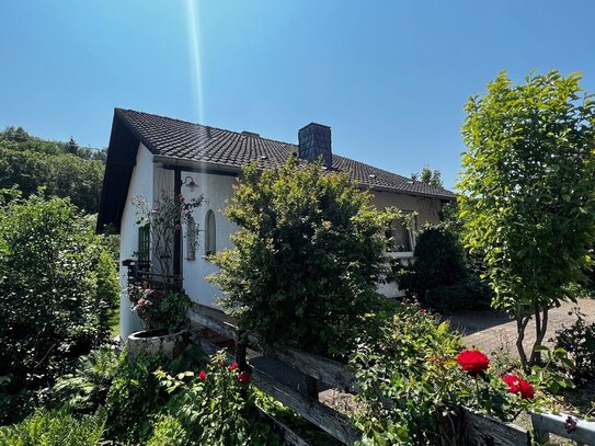 Gemütliches Einfamilienhaus mit einem schönen Gartengrundstück in Raumbach/Meisenheim zu verkaufen