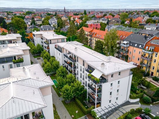 Perfekte Familienwohnung mit eigenem Garten, 2 Terrassen, Außenjalousine