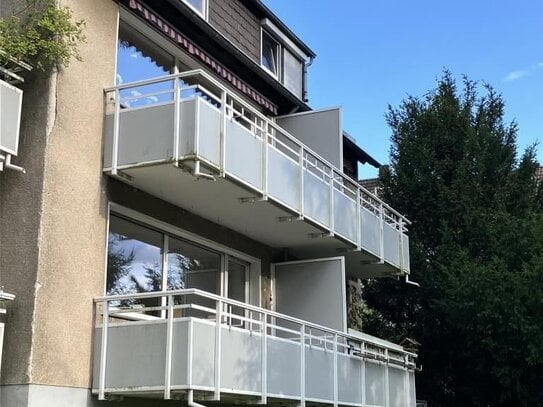 Bei VIVAWEST die Sonnenstrahlen auf dem eigenen Balkon genießen.