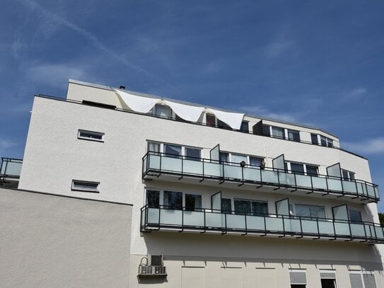 KUNZE: Helle 2-Zimmer Wohnung mit Balkon in Langenhagen!