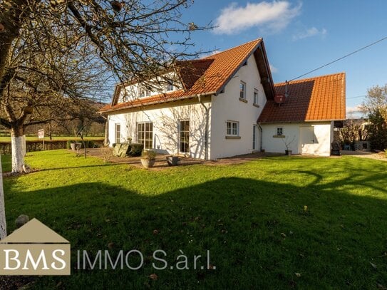 Schönes Traumhaus mit tollem Grundstück in ruhiger Lage!