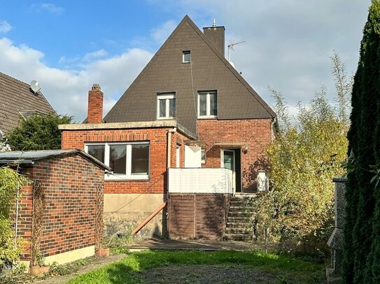 Charmantes Wohnhaus mit Potenzial und gemütlichem Garten in ruhiger Lage von Jülich-Koslar