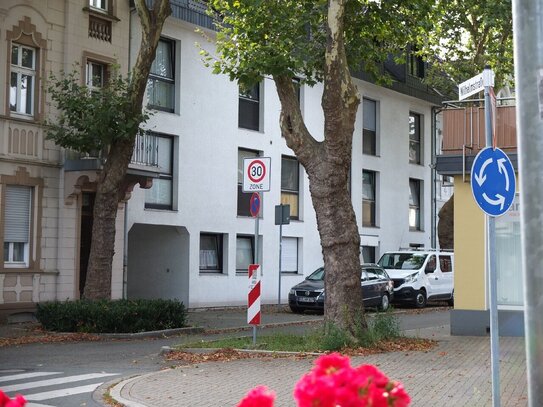 Ansprechende 2-Raum-Wohnung mit TG-Stellplatz in gepflegter Umgebung