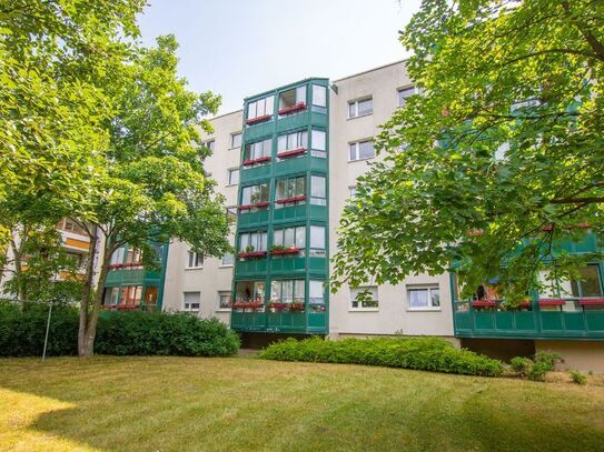 In der Herrichtung! 3- Raumwohnung mit Balkon...