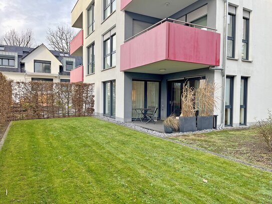 Sehr schöne, barrierefreie, moderne und helle 2 Zimmer-Wohnung mit Einbauküche, Gäste-WC, Südterrasse und Pkw-Stellpl...