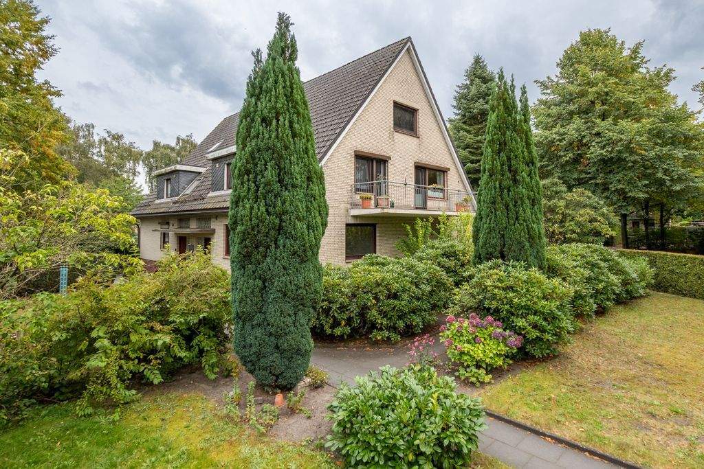 westimmobilien: Ruhig wohnen, stadtnah leben…Eigentumswohnung mit Einzelgarage und Westbalkon