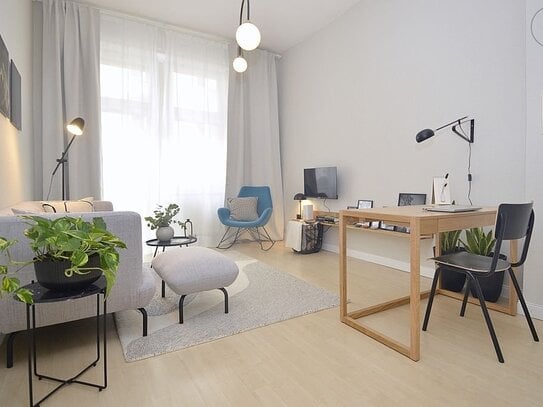 Stilvolle möblierte 2-Zimmer Wohnung mit Balkon und Internet in Wiesbaden-Westend