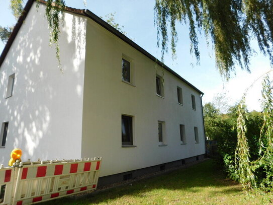 2-Zimmerwohnung im EG mit Balkon !