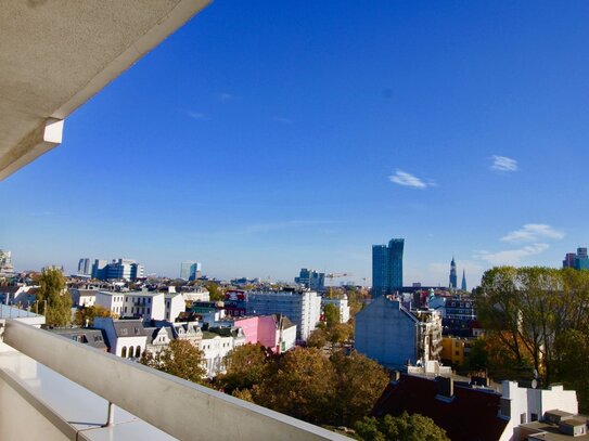 High End Luxuswohnung - 2 Balkone - 2 Luxus Bäder - Whirlpool - mitten auf der legendären REEPERBAHN - WEITBLICK ZUM HA…