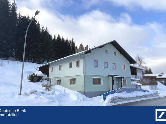 *Winterzauber im Skigebiet in Mitterdorf* Wohnhaus mit Scheune im Bayerischen Wald