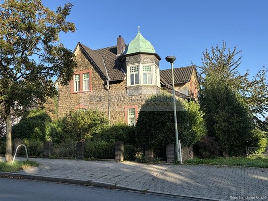 Stilvoller Altbau und Baudenkmal in zentraler Lage