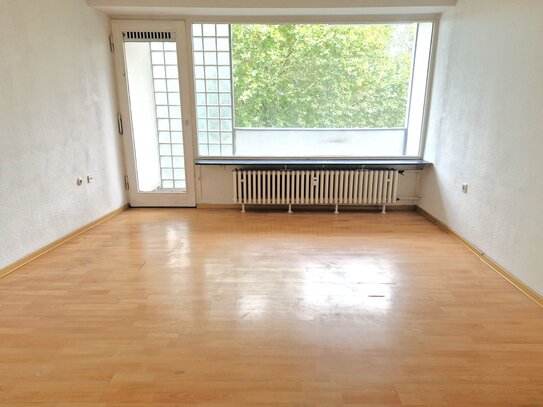 1-Zimmer-Apartment am Altmarkt mit Balkon (Nähe Uni und Markthalle)