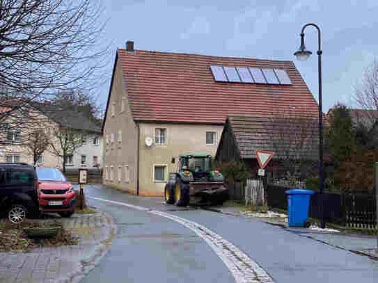 Haus mit mehreren Wohnungen in Plech zu verkaufen