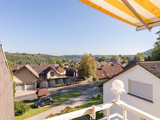 Klein aber mein! Gemütliche Dachgeschosswohnung in Stühlingen mit Einzelgarage