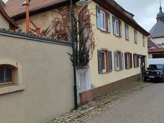 Historisches Juwel in Wörrstadt-Rommersheim: Ihr neues Zuhause in einem denkmalgeschützten Fachwerkhaus