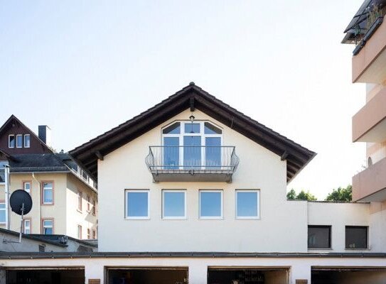 Schicke 4 Zimmerwohnung mit Tageslichtbad ohne Balkon