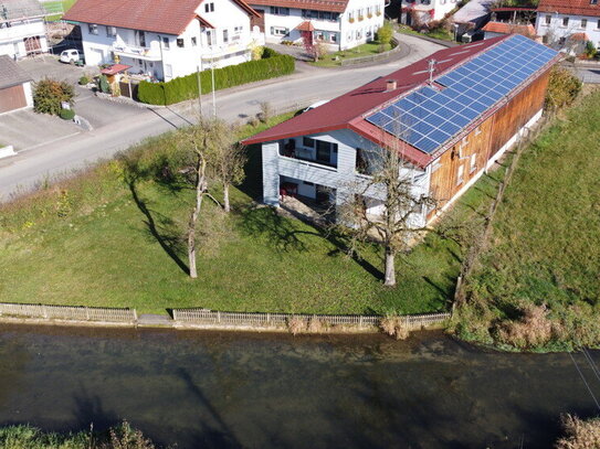 Ferienwohnungen in einzigartiger Lage direkt an der Lauter und Ökonomiegebäude inkl. PV Anlage