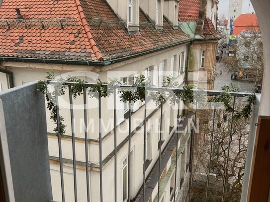 Wohnen über den Dächern von Straubing - Kleines 2-Zimmer-Apartment (teilweise möbliert)