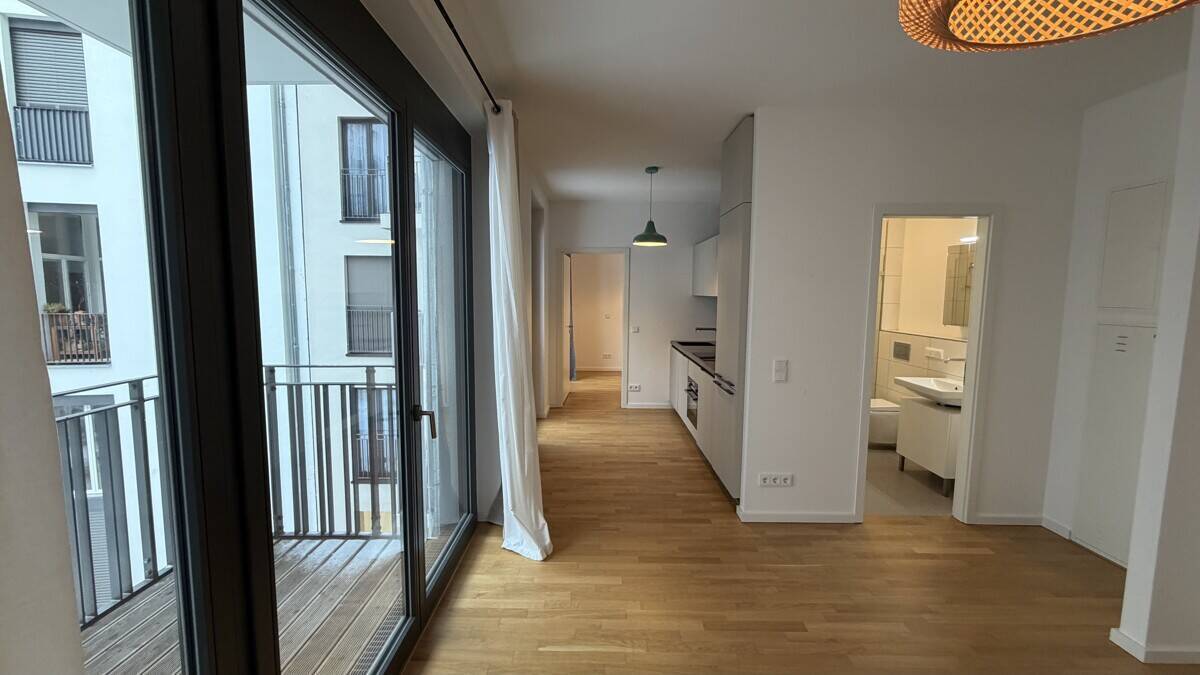 BESICHTIGUNGEN (siehe Beschreibung): Mitte: NEUBAU 2-Zi, 40m², W-Bad, bodentiefe Fenster, PER SOFORT - Photo 1